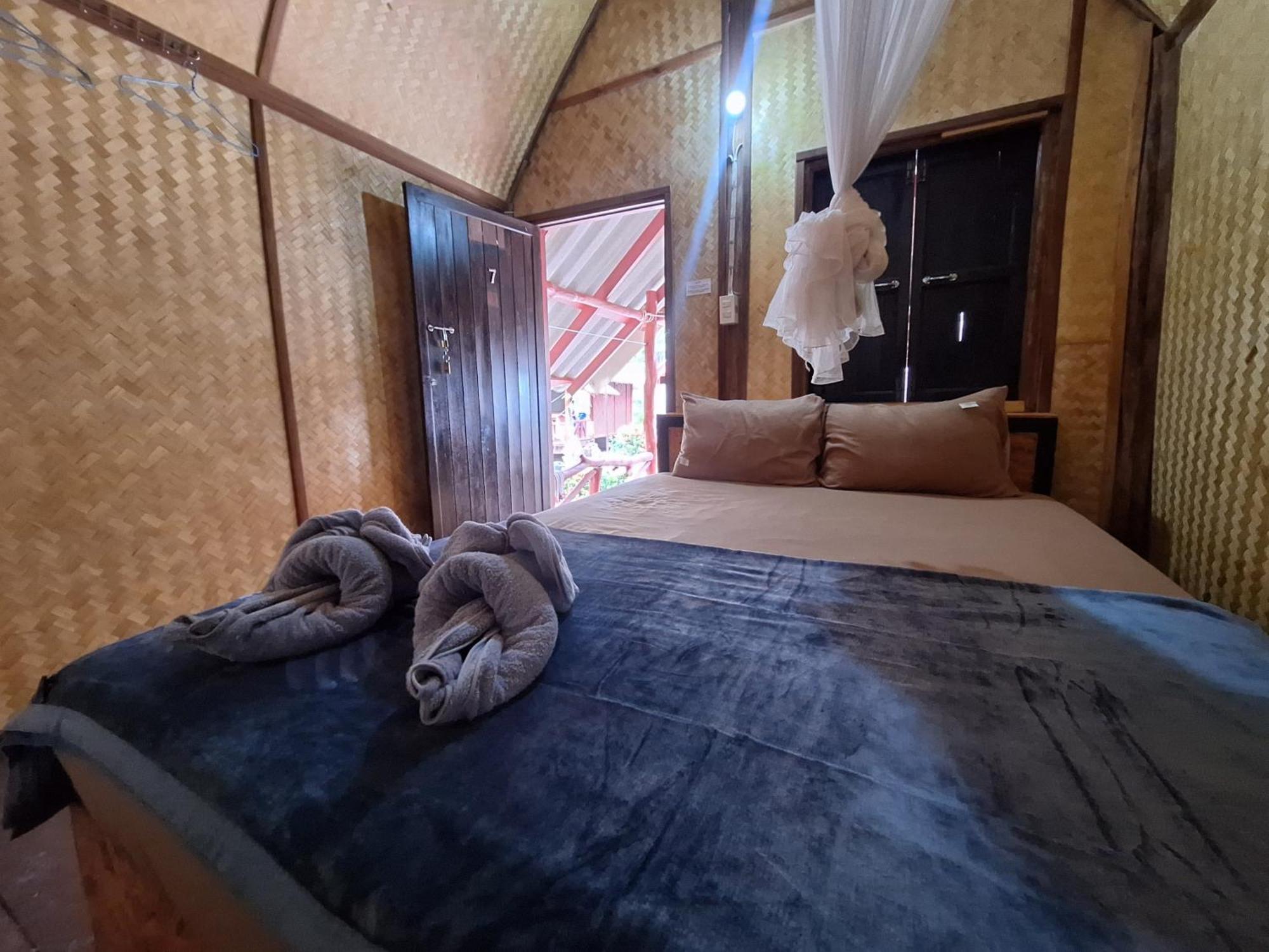 Breizh Cape Beach Bungalows Ko Lanta Εξωτερικό φωτογραφία